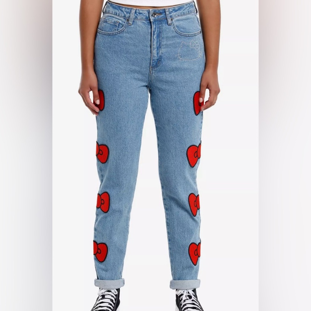 Sanrio Hello Kitty Red Bow & Rhinestone Mom Jeans Size 9